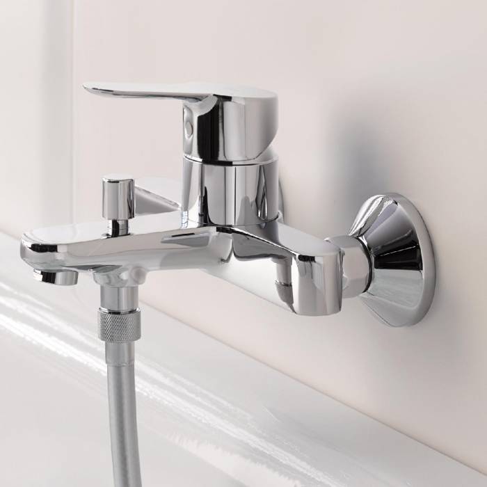 GROHE 23334000 BauEdge Смеситель для ванны. Фото